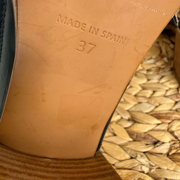 Intentionally Blank Facts Black Leather Clogs Block Stacked Wood Heel - Picture 7 of 8